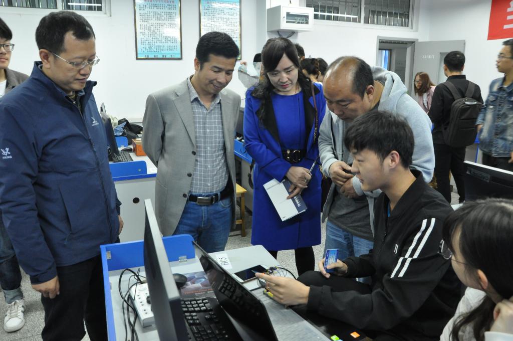 我校第六届嵌入式设计大赛暨“博创杯”全国大学生嵌入式人工智能设计大赛（西北赛区）选拔赛落幕