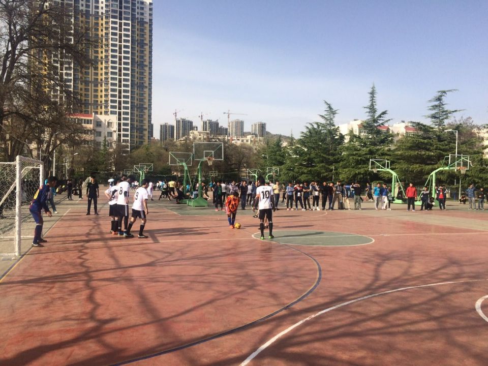 我校“迎校庆”第三届校园五人制足球四级联赛完满落幕