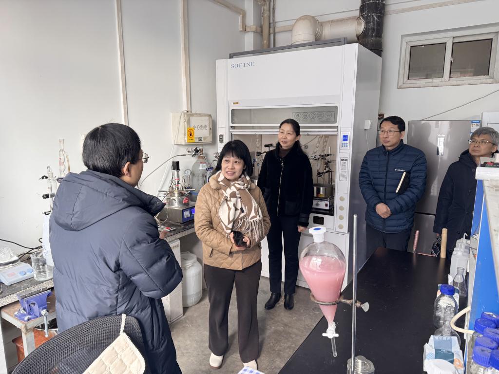 聂磊一行调研化学化工学院和生物与制药工程学院