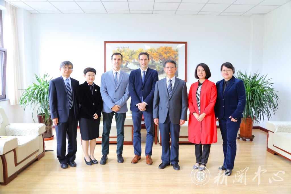陈兴冲副校长会见西班牙纳瓦拉自治区代表团